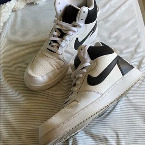 NIKE AIR FORCE (honestly not even sure)